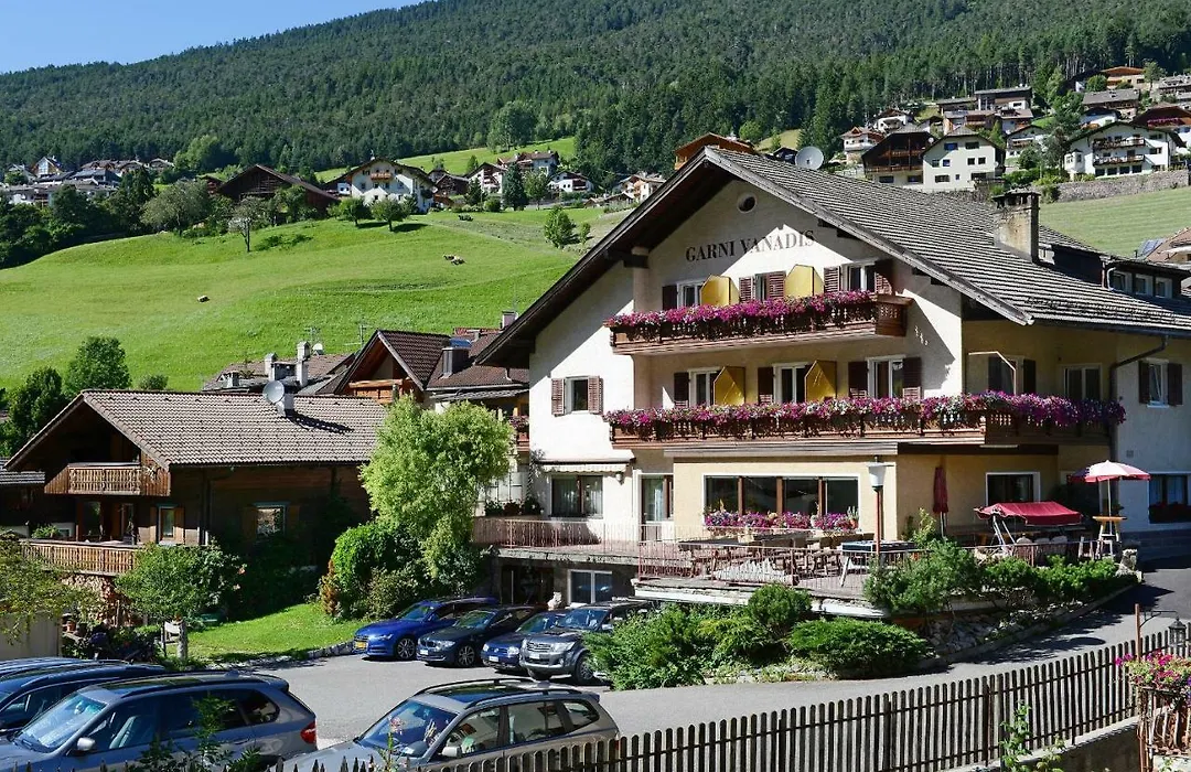 Hotel Garni Vanadis-1